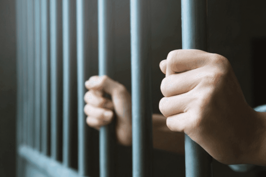 Homem é condenado a 23 anos de prisão por feminicídio de adolescente em Rodeio Bonito