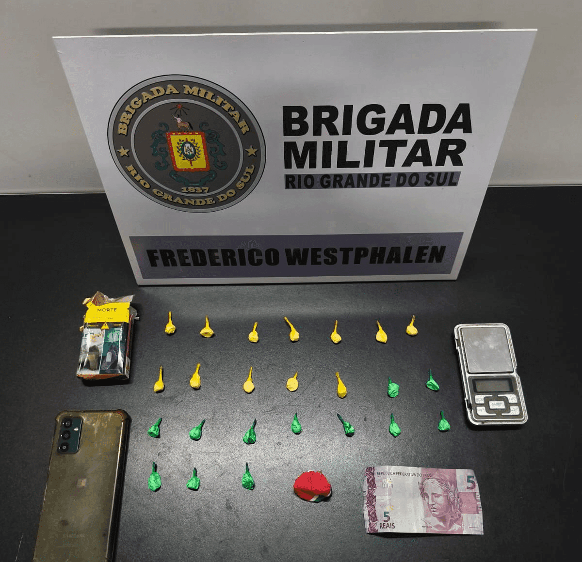 Polícia prende jovem por tráfico de drogas em Frederico Westphalen