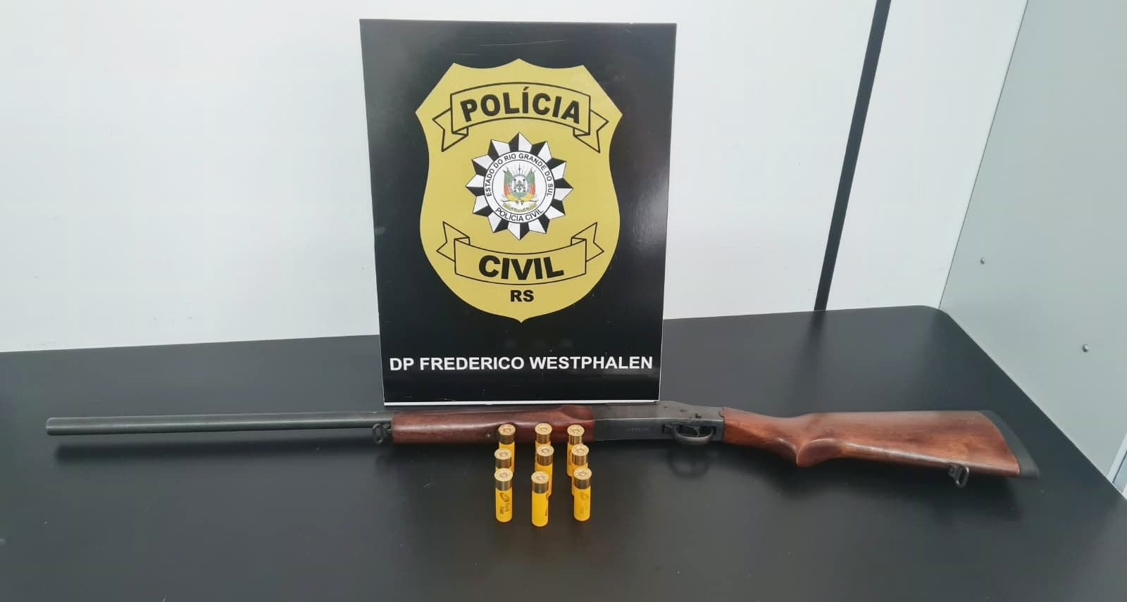 Operação cumpre mandado e apreende arma de fogo no interior de Frederico Westphalen