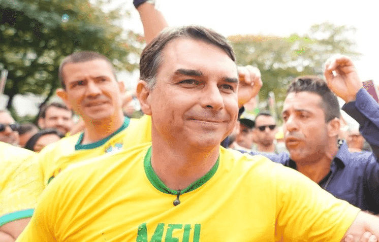 Flávio Bolsonaro conquista mais de 64% dos votos em Ametista do Sul