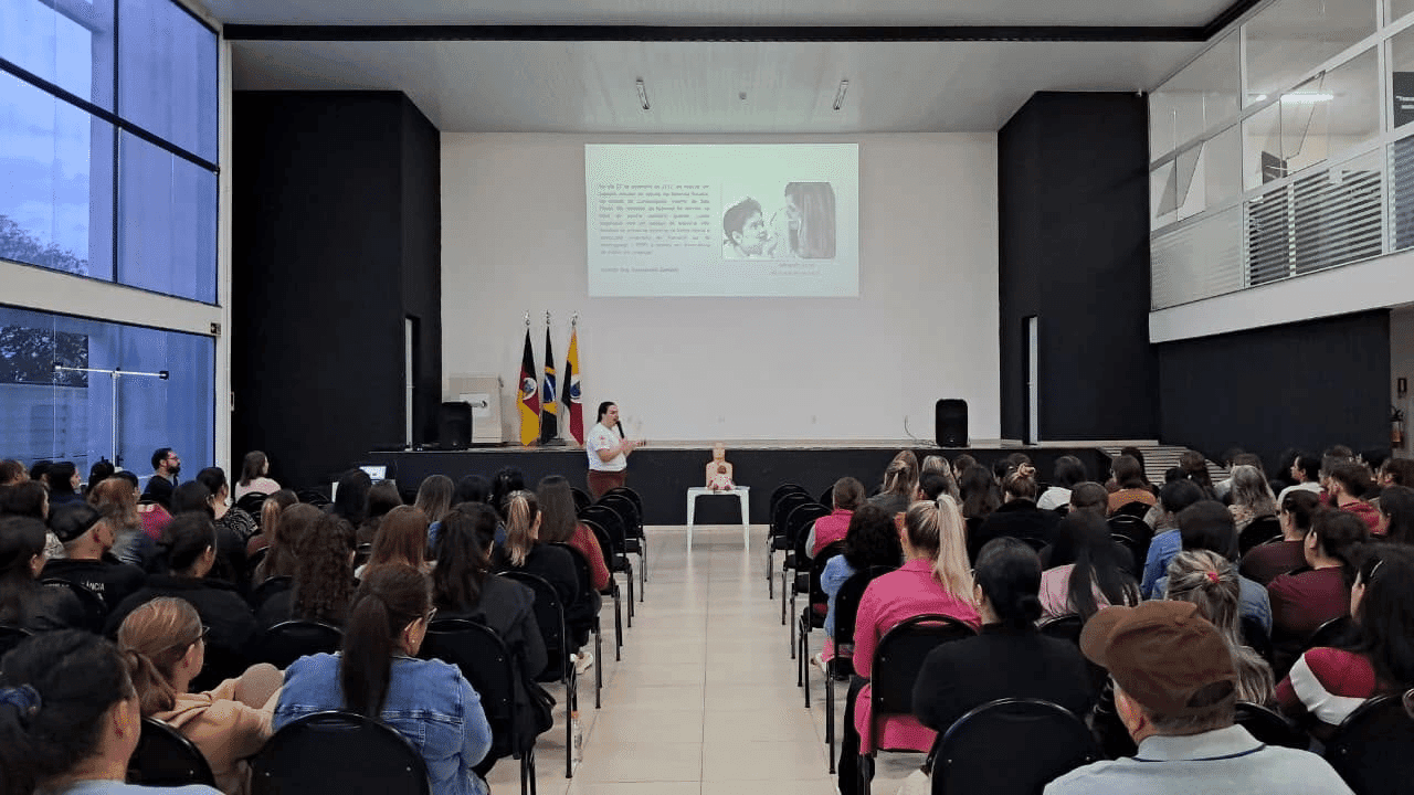 Profissionais da Educação de Rodeio Bonito participam de capacitação em primeiros socorros