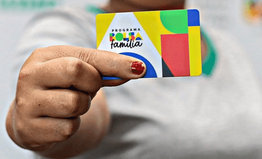 Caixa paga Bolsa Família para beneficiários com NIS final 8 nesta sexta-feira